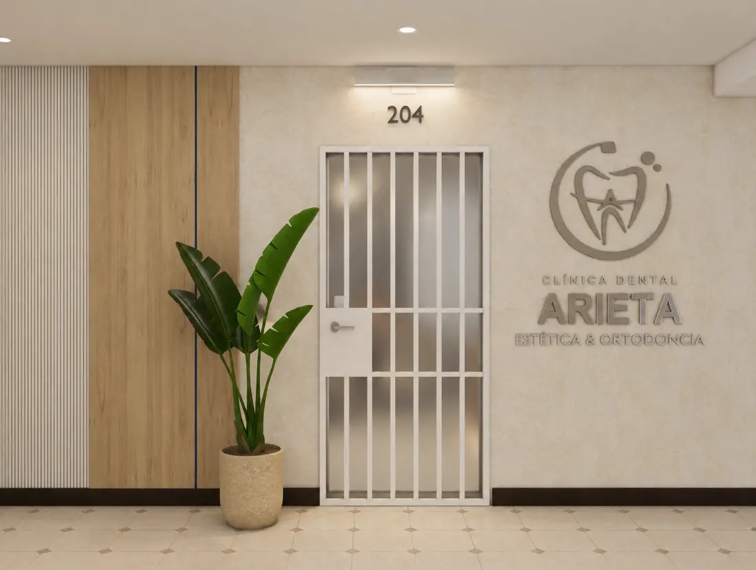 CLINICA DENTAL ARIETA - Imagen 1
